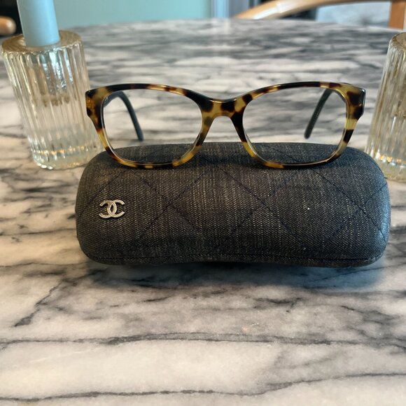 Chanel Glasses - Picture 5 of 5